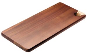 Kave Home Dřevěné servírovací prkénko Sardis 35 x 15 cm