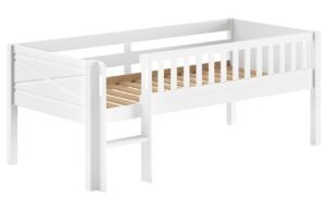 Bílá dřevěná dětská postel Vipack Scott 90 x 200 cm